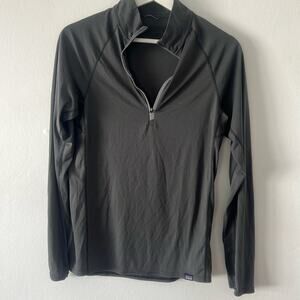 Patagonia 
Capilene Midweight Zip-Neck Base Layer Top